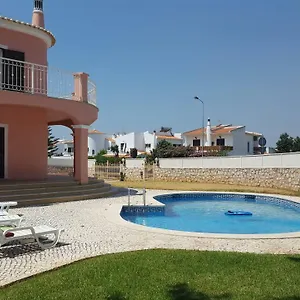Saraiva's Gasthuis Lagos
